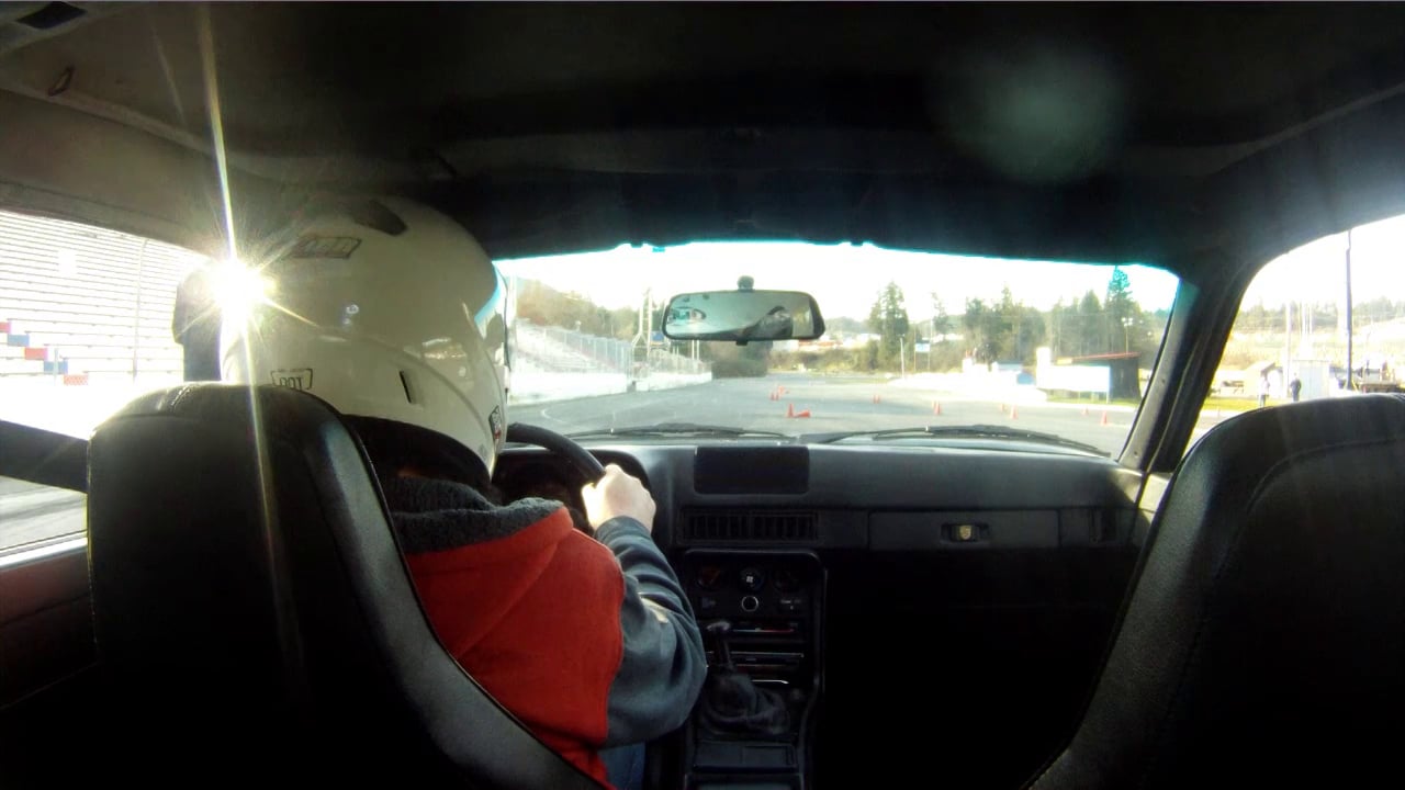 Auto-slalom in a Porsche 944